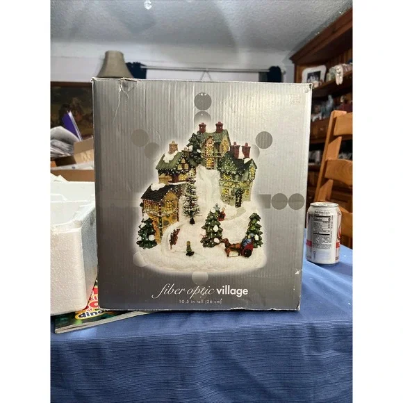 Vintage 2004 fiber Optic Village Lighted Christmas Holiday Decor 10.5" Tall - Picture 1 of 17